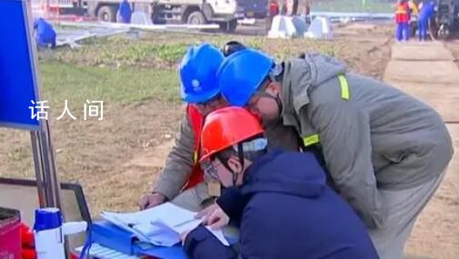 致敬節(jié)日里堅守崗位的勞動者 默默守護著萬家燈火