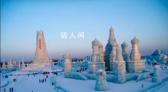 閉園前一天的冰雪大世界 大滑梯依然要排隊(duì)三個小時有人退了高鐵票