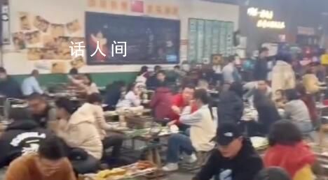 進(jìn)淄趕烤游客再次爆滿 又有夏天的感覺了