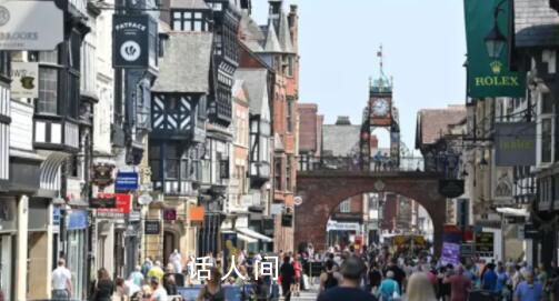 英國財政大臣稱經(jīng)濟正渡過難關(guān) 