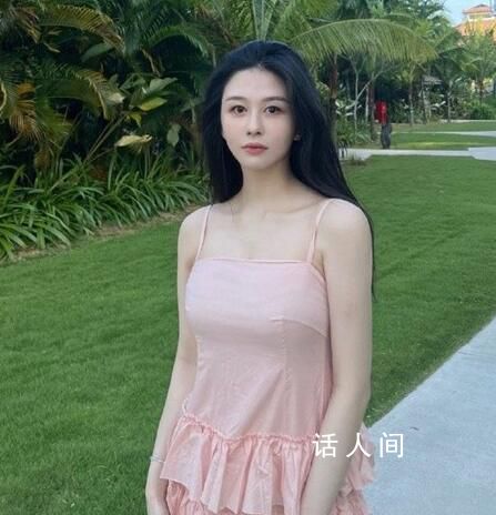 邱淑貞拍的女兒沈月 知性成熟美麗動(dòng)人
