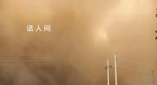 新疆特強沙塵暴:天空赤橙像異世界