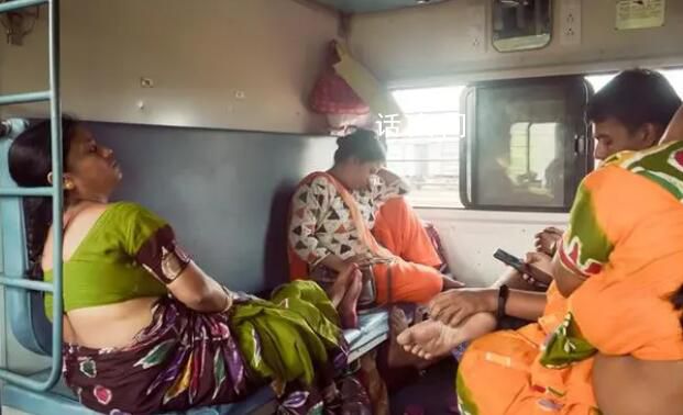 考公正成為印度年輕人的執(zhí)念 體制內(nèi)的工作福利待遇則非常誘人