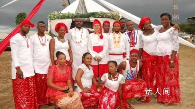 中國人在非洲當(dāng)酋長:能娶4個老婆
