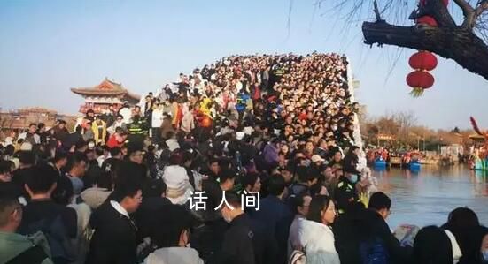 春節17個省份旅游收入超百億 今年春節到底有多火?