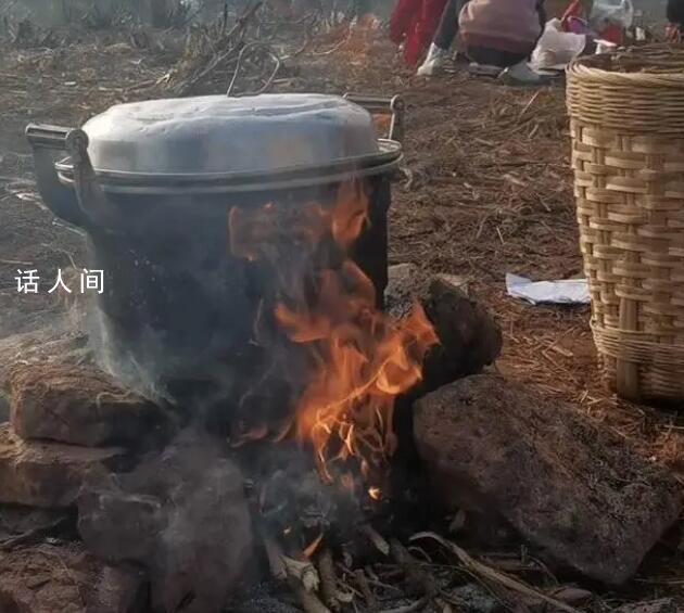 學(xué)生帶鍋碗瓢盆野炊引春游懷舊潮 你的童年回憶里有沒有野炊的快樂