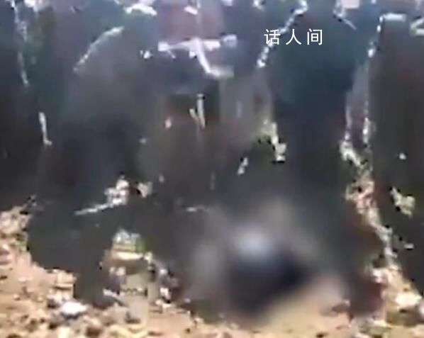 阿富汗將恢復對通奸婦女石刑鞭刑 阿富汗塔利班組織已掌權近三年